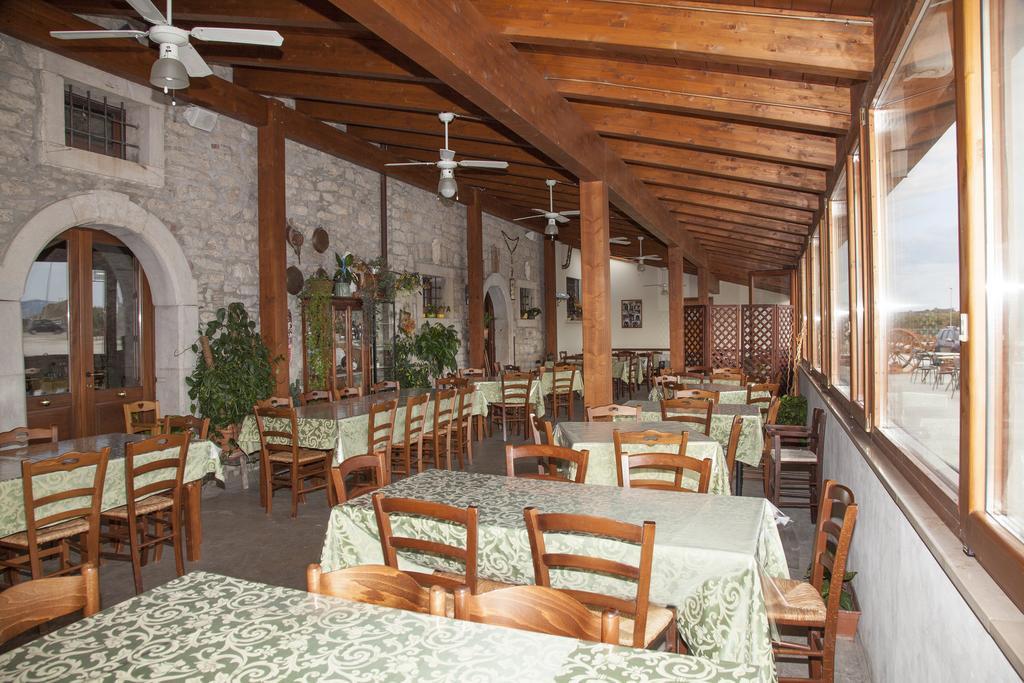 Agriturismo La Vecchia Cascina Di Paolo & Belinda Villa Pietrelcina Exterior photo